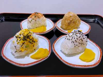 4種類のおにぎり